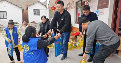 助残暖冬，关爱同行！yth游艇会股份开展春节走访慰问困难残疾人活动